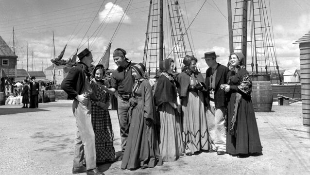 <p>Extras on the set of the film Moby Dick at Youghal, Co. Cork, on July 9, 1954. A Throwback Thursday reader believes her gran is among them</p> <p>Extras on the set of the film Moby Dick at Youghal, Co. Cork, on July 9, 1954. A Throwback Thursday reader believes her gran is among them</p>