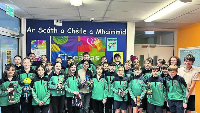 <p class="contextmenu internal_Caption">Fifth class at Gaelscoil Mhichíl Uí Choileáin, with activist Paula Ferro in January, as part of the Our World Awards scheme</p> <p class="contextmenu internal_Caption">Fifth class at Gaelscoil Mhichíl Uí Choileáin, with activist Paula Ferro in January, as part of the Our World Awards scheme</p>