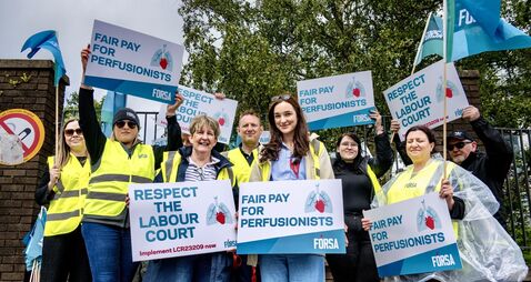 Hospital specialists feel 'very let down' by HSE response to pay claim Hospital specialists feel 'very let down' by HSE response to pay claim