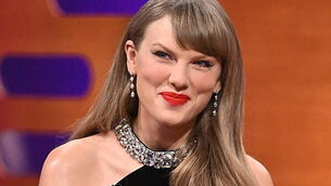 Taylor Swift paid more than €140,000 of public spending on wedding, mayor says Taylor Swift paid more than €140,000 of public spending on wedding, mayor says