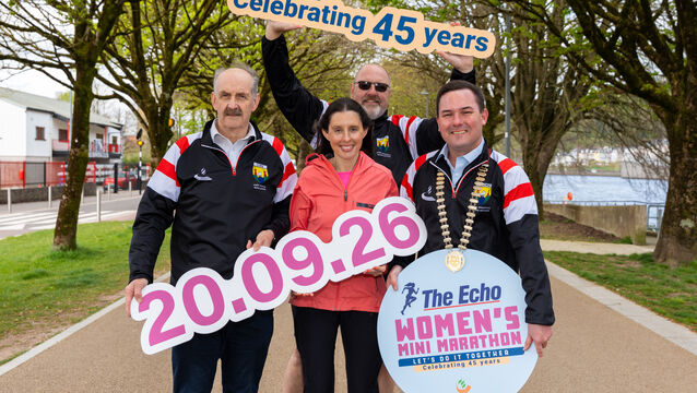 <p>Three time winner of The Echo Cork Mini Marathon, Sinead O’Connor (centre) with Cork Athletic Board members, Pat Walsh, Graham Meikel and board President Michael Flynn. Picture: Noel Sweeney</p> <p>Three time winner of The Echo Cork Mini Marathon, Sinead O’Connor (centre) with Cork Athletic Board members, Pat Walsh, Graham Meikel and board President Michael Flynn. Picture: Noel Sweeney</p>