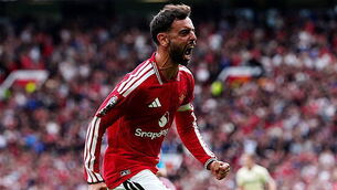 Bruno Fernandes hat-trick helps Manchester United to thumping Ipswich win Bruno Fernandes hat-trick helps Manchester United to thumping Ipswich win