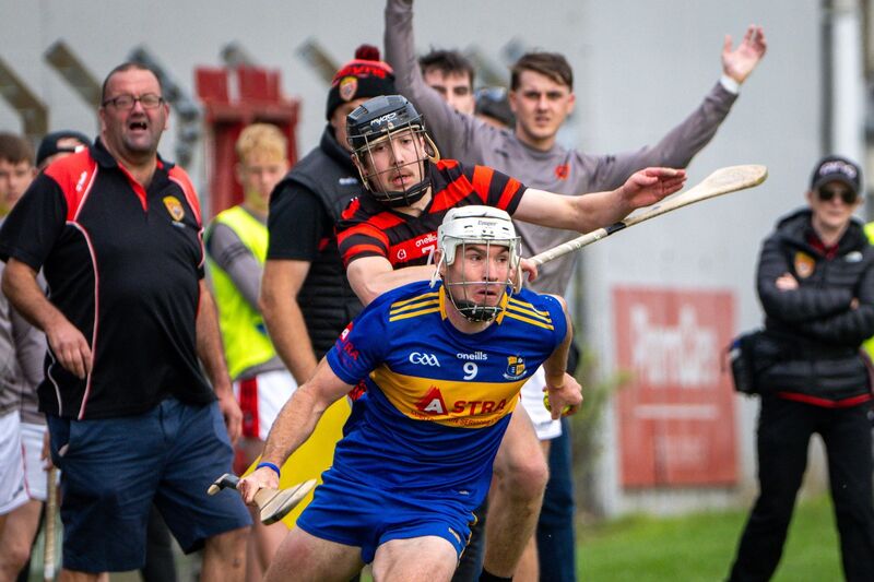 Carrigaline’s Éanna Desmond gets away from Diarmaid Byrne of Cloyne. Picture: Chani Anderson Carrigaline’s Éanna Desmond gets away from Diarmaid Byrne of Cloyne. Picture: Chani Anderson