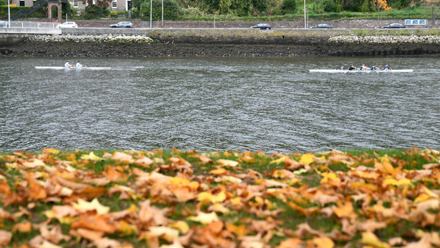 <p>Crews rowing on the River Lee in Cork. As the evenings get shorter, we can start to feel that seasonal slump. <span class="contextmenu emphasis CaptionCredit">Picture Denis Minihane.</span>
</p> <p>Crews rowing on the River Lee in Cork. As the evenings get shorter, we can start to feel that seasonal slump. <span class="contextmenu emphasis CaptionCredit">Picture Denis Minihane.</span>
</p>