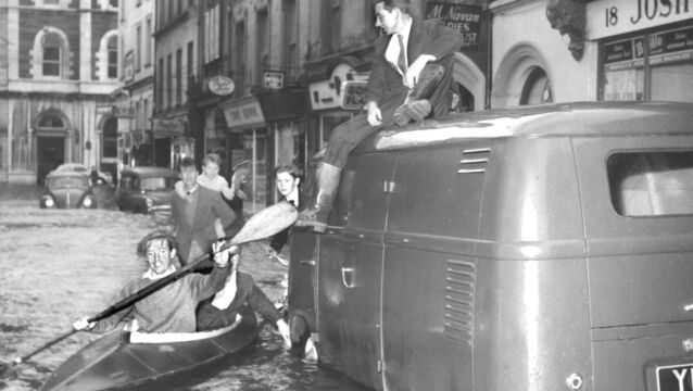 <p>Donal McCarthy and Joey Kerrigan rescue a stranded driver from the floods in Winthrop Street, Cork. </p> <p>Donal McCarthy and Joey Kerrigan rescue a stranded driver from the floods in Winthrop Street, Cork. </p>
