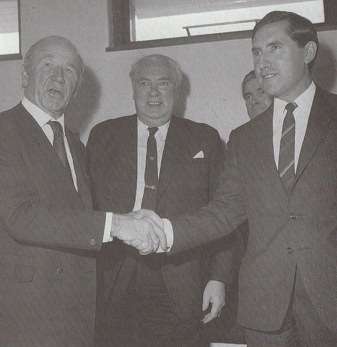 Cork born Frank O'Farrell, right, is unveiled as Manchester United manager in July 1971 in the company of general manager Sir Matt Busby and chairman Louis Edwards (pic: Supplied) Cork born Frank O'Farrell, right, is unveiled as Manchester United manager in July 1971 in the company of general manager Sir Matt Busby and chairman Louis Edwards (pic: Supplied)