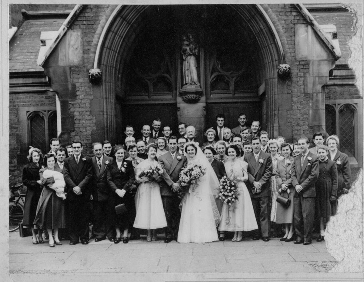 Frank married Anne Sheridan in England and in the group photo are many of his West Ham colleagues, some of whom will be instantly recognized; the Hammers were represented by Ted Fenton (manager), Frank Cearns (secretary), Irish internationals Tommy Moroney, Noel Cantwell, Fred Kearns and Danny McGowan, Ernie Gregory and Harry Kinsell. Present also are Fr Willie Dineen (Blarney Street), Mick Bradshaw (Turner's Cross), Simon Kenefick (brother of hurler Mick) and O'Farrell family members Mr and Mrs O'Farrell, brothers and sisters Matt, Jimmy, Maureen, Josie and Anne. Frank married Anne Sheridan in England and in the group photo are many of his West Ham colleagues, some of whom will be instantly recognized; the Hammers were represented by Ted Fenton (manager), Frank Cearns (secretary), Irish internationals Tommy Moroney, Noel Cantwell, Fred Kearns and Danny McGowan, Ernie Gregory and Harry Kinsell. Present also are Fr Willie Dineen (Blarney Street), Mick Bradshaw (Turner's Cross), Simon Kenefick (brother of hurler Mick) and O'Farrell family members Mr and Mrs O'Farrell, brothers and sisters Matt, Jimmy, Maureen, Josie and Anne.
