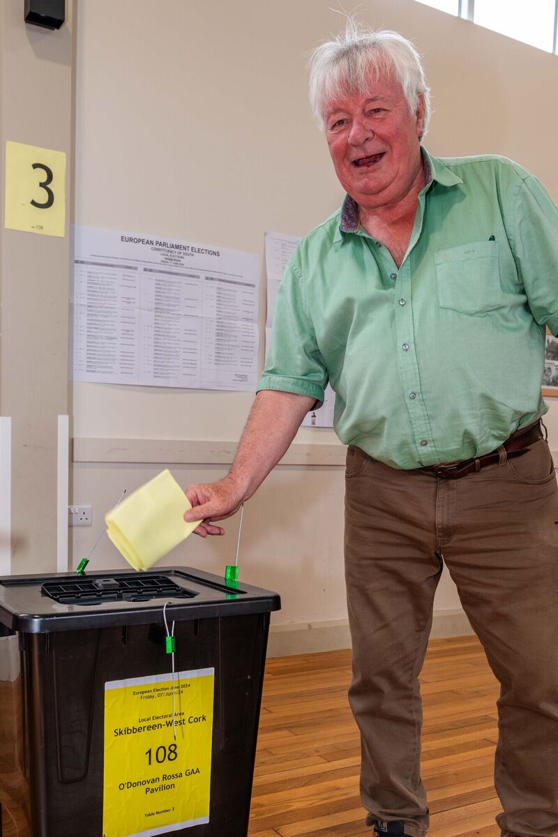Cllr. Joe Carroll (Fianna Fail) casting his vote in Skibbereen on local and European election day. Picture: Andy Gibson. Cllr. Joe Carroll (Fianna Fail) casting his vote in Skibbereen on local and European election day. Picture: Andy Gibson.