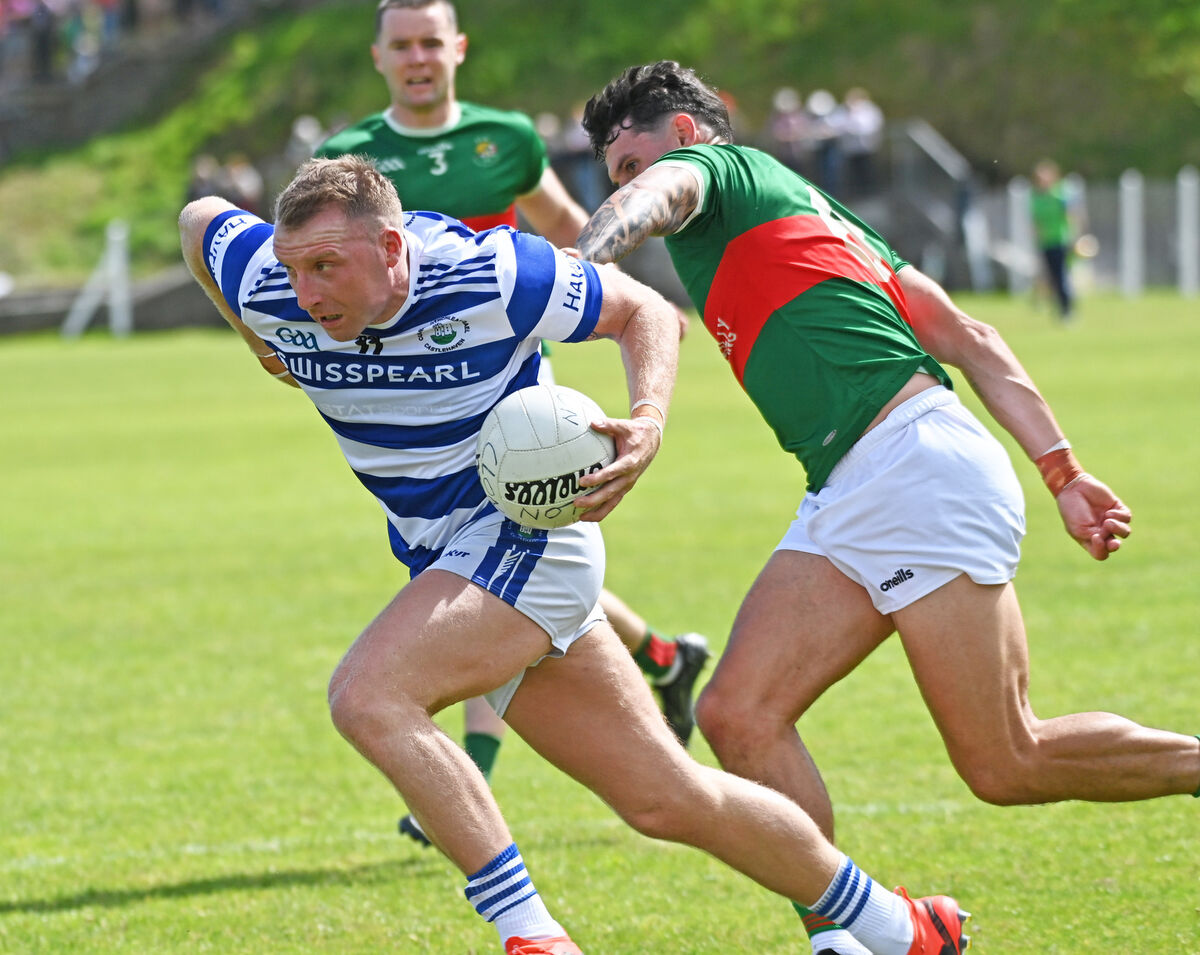 Castlehaven's Brian Hurley bursting past Clonakilty's Tom Clancy during the McCarthy Insurance Premier Cork SFC at Rosscarbery. Picture: Eddie O'Hare Castlehaven's Brian Hurley bursting past Clonakilty's Tom Clancy during the McCarthy Insurance Premier Cork SFC at Rosscarbery. Picture: Eddie O'Hare