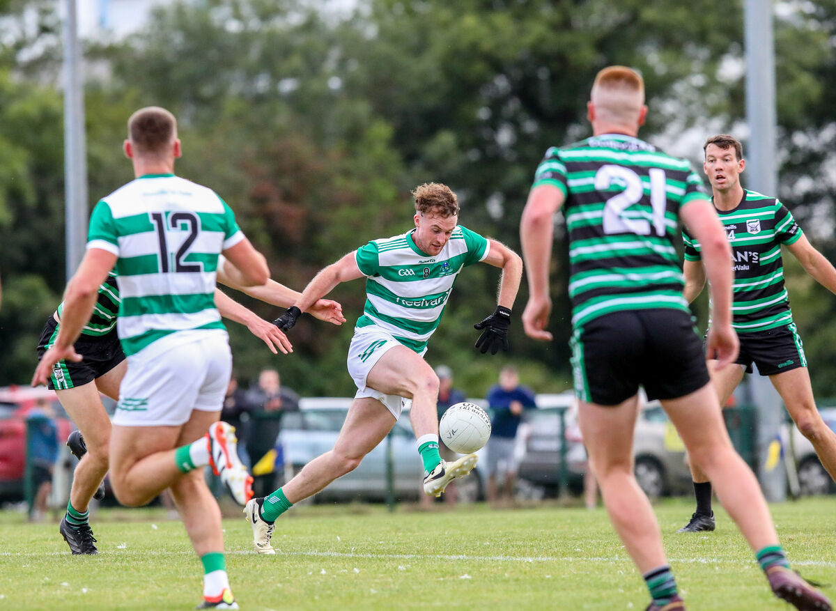 Valley Rovers player Johnny Kiely solo's up field. Picture: David Creedon Valley Rovers player Johnny Kiely solo's up field. Picture: David Creedon