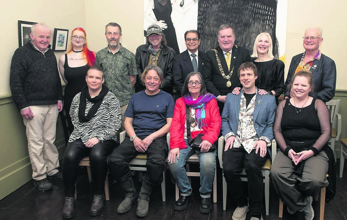 Shandon Studios (based on Shandon St) organised the ‘Unite’ exhibition in the Quay Co-op Gallery — running until April 26 — in association with the Lebanese cultural foundation. The exhibition was opened by Lord Mayor of Cork Cllr Dan Boyle, above with some of the exhibiting artists. Back row from left: Arthur Leahy, founding member of the Quay Co-op; Alison O’Shea, Chris O’Connor, Det Schlich, Guy Joner, Irish Lebanese Cultural association; Lord Mayor Dan Boyle, Suzy O’Mullane, and Harry Moore; front row from left: Gwen Kennedy, John Adams, Mary P O’Connor, co-founder of Shandon Studios; Jason Butler, and Jess Sweetnam, co-founder of Shandon Studios. Picture: Martin Duggan
Shandon Studios (based on Shandon St) organised the ‘Unite’ exhibition in the Quay Co-op Gallery — running until April 26 — in association with the Lebanese cultural foundation. The exhibition was opened by Lord Mayor of Cork Cllr Dan Boyle, above with some of the exhibiting artists. Back row from left: Arthur Leahy, founding member of the Quay Co-op; Alison O’Shea, Chris O’Connor, Det Schlich, Guy Joner, Irish Lebanese Cultural association; Lord Mayor Dan Boyle, Suzy O’Mullane, and Harry Moore; front row from left: Gwen Kennedy, John Adams, Mary P O’Connor, co-founder of Shandon Studios; Jason Butler, and Jess Sweetnam, co-founder of Shandon Studios. Picture: Martin Duggan