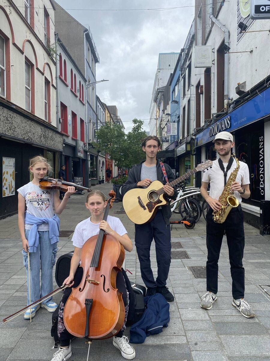 Sounds of Cork Kacper on the saxophone, Pawel on guitar, Renata on cello and Zuzuanna on the violin Sounds of Cork Kacper on the saxophone, Pawel on guitar, Renata on cello and Zuzuanna on the violin