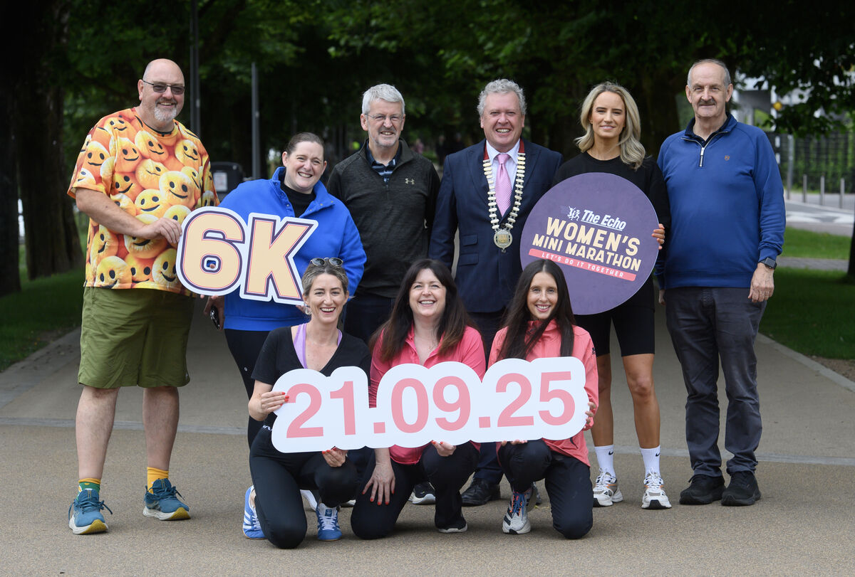 Athlete Sinead O'Connor, with The Echo editor Grainne McGuinness and The Echo marketing executive Sandra Carey in front and included back were Bill Allen, chairman of the Cork Athletics County Board, Graham Meikle, Pat Walsh and John Quigley, Cork Athletics, Wow editor Mary Corcoran and athlete Laura Crowe at the Marina Promenade in Cork. Picture Dan Linehan Athlete Sinead O'Connor, with The Echo editor Grainne McGuinness and The Echo marketing executive Sandra Carey in front and included back were Bill Allen, chairman of the Cork Athletics County Board, Graham Meikle, Pat Walsh and John Quigley, Cork Athletics, Wow editor Mary Corcoran and athlete Laura Crowe at the Marina Promenade in Cork. Picture Dan Linehan