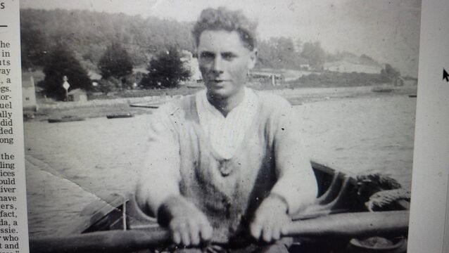 <p>Ferryman Mossie Good, who plied his trade across the Owenabue estuary between 1932 and 1962</p> <p>Ferryman Mossie Good, who plied his trade across the Owenabue estuary between 1932 and 1962</p>