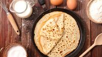 iStock-639369774.jpg crepe with ingredient